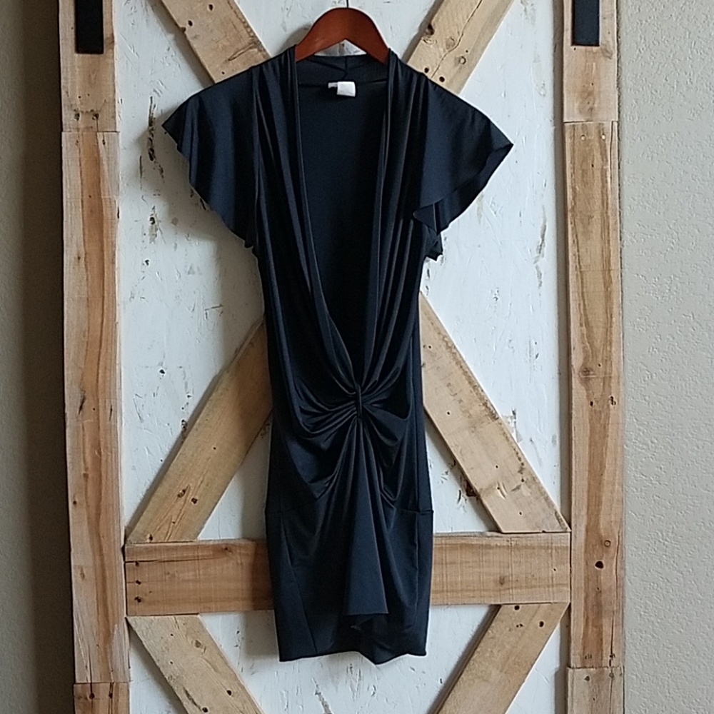 Low cut stretch dress